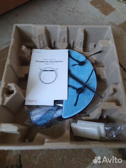 Робот пылесос