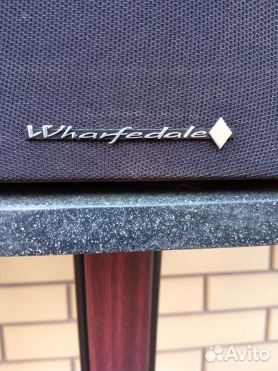 Акустические колонки wharfedale