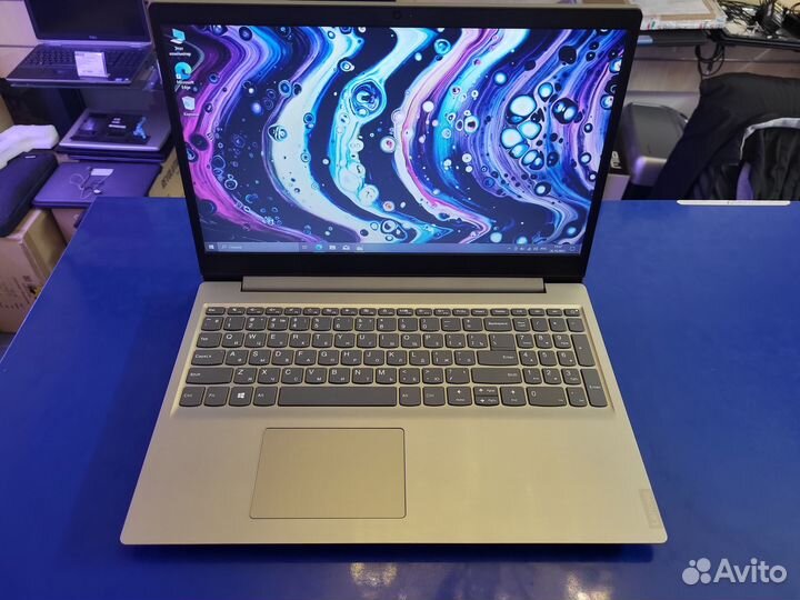 Ноутбук Lenovo