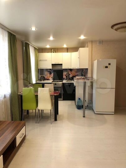 2-к. квартира, 57,4 м², 1/5 эт.