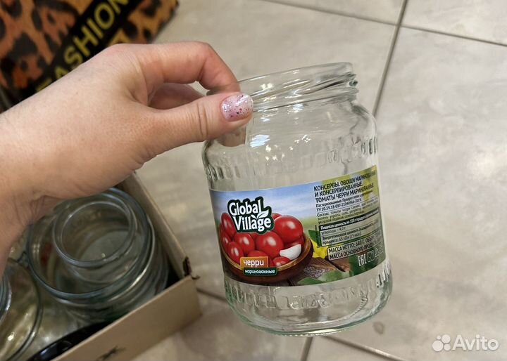 Стеклянная банка