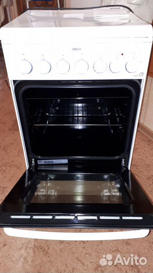 Плита газовая с электрической духовкой