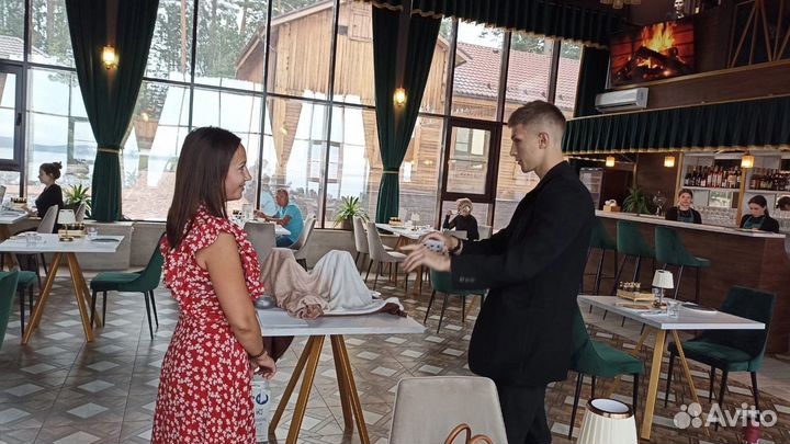 Фокусник-иллюзионист