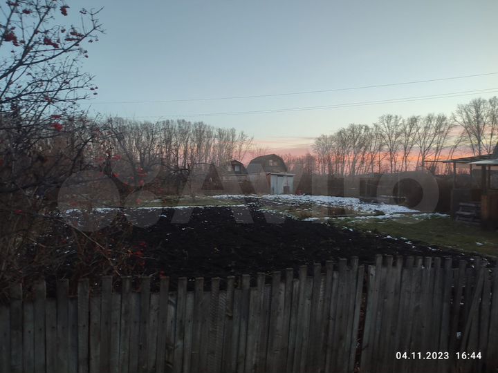 Дача 12 м² на участке 6 сот.