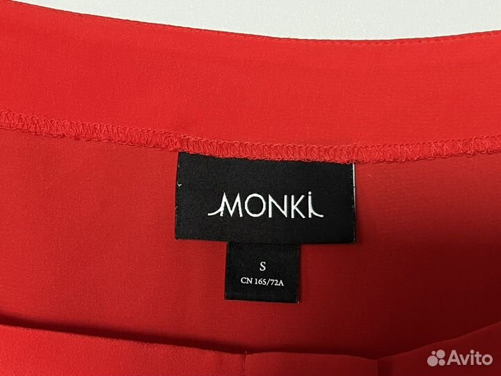 Комбинезон летний Monki красный с шортами размер S