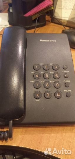 Проводной телефон Panasonic KX-TS2350RUB, черный