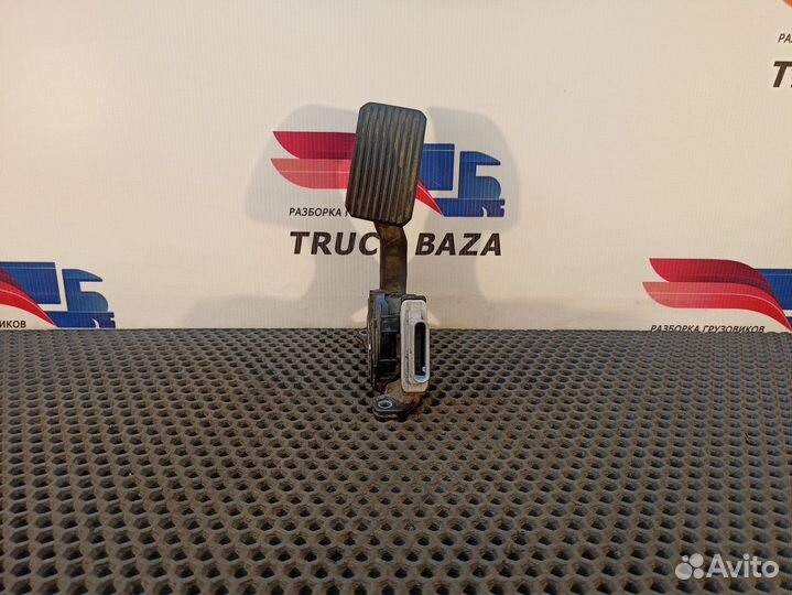 Педаль газа