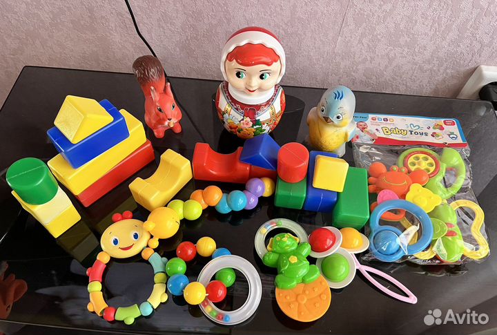 Развивающие игрушки, погремушки