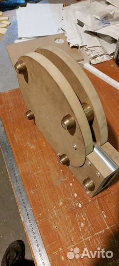 Виниловый проигрыватель