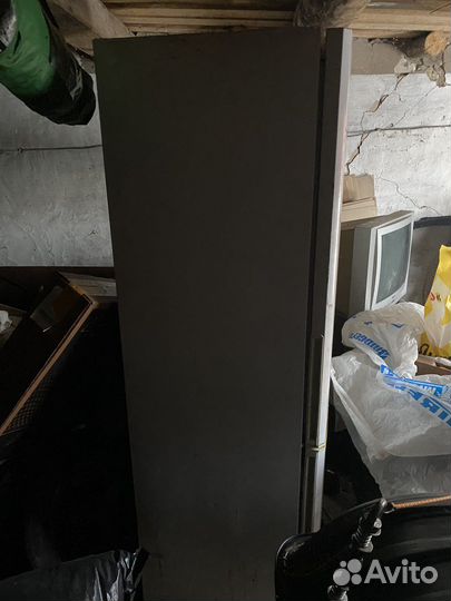 Холодильник samsung