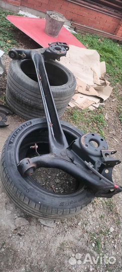 Балка Тойота Приус 30