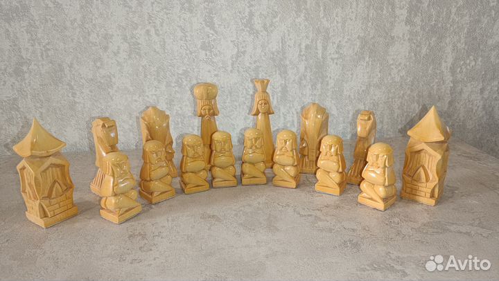 Шахматы резные деревянные ручной работы