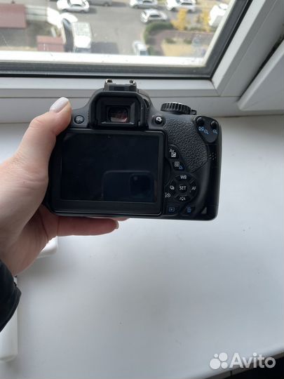 Зеркальный фотоаппарат canon 650d