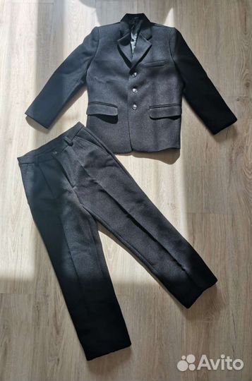 Детский классический костюм 128-134 р