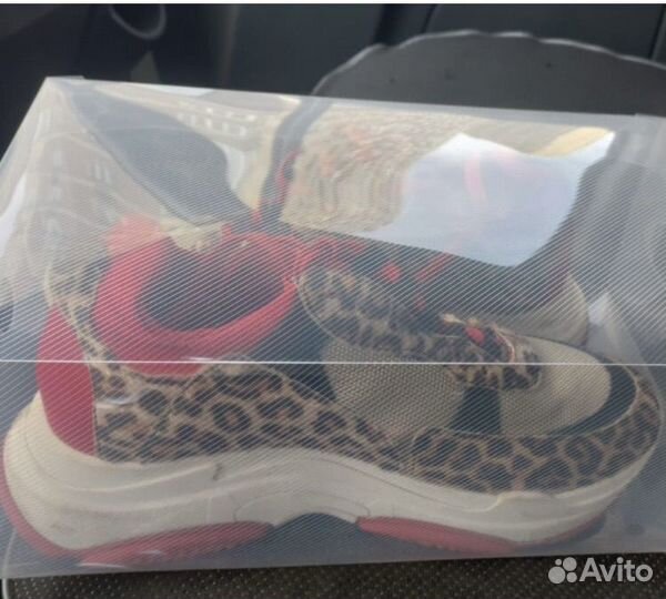 Кроссовки женские 40 размер бу