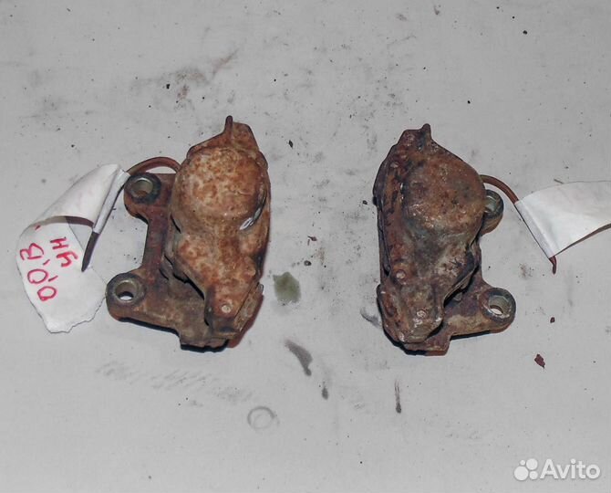 Суппорт задний правый Opel Omega B универсал