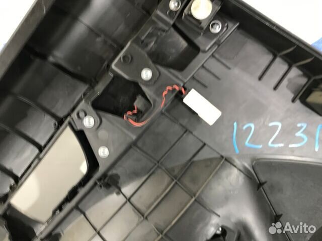 Обшивка двери задняя правая KIA sorento 2 2.4 ат