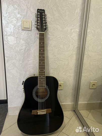 12 струнная акустическая со звукоснимателем
