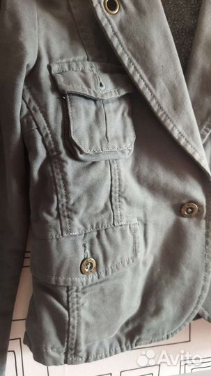 Куртка - пиджак с вышивкой, 128