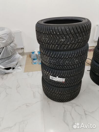 Yokohama Ice Guard IG65 275/40 R20 и 315/35 R20 106T