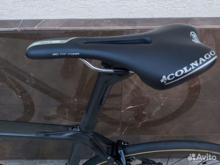 Карбоновый шоссейный велосипед colnago v2-r