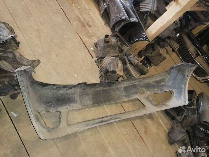 Ford Fiesta 2001-2005 Бампер передний