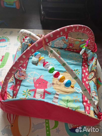 Развивающий коврик