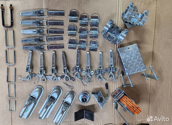 Хомут поворотный для подкатного колеса