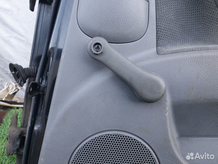 Обшивка двери задней правой Chevrolet Lacetti