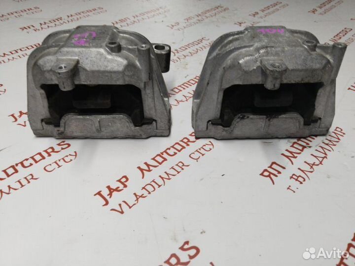 Подушка двигателя Audi A3 8P BSE 1.6 2008