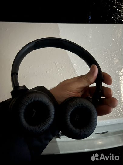 Беспроводные наушники jbl