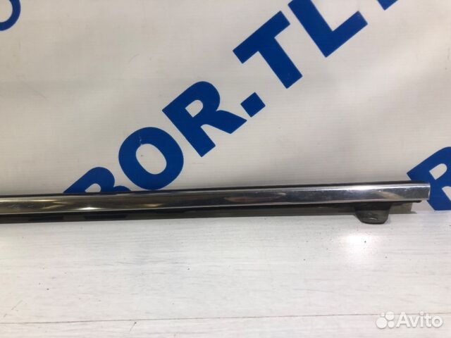 Молдинг двери перед лев citroen C4 B7 1.6 мт седан