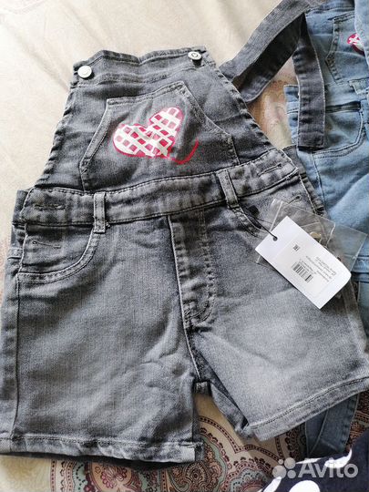 Джинсовый комбинезон для девочки