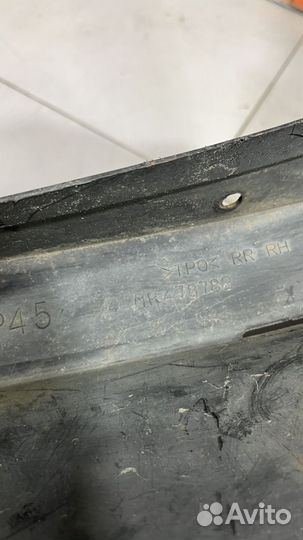 Брызговик задний Mitsubishi Pajero/Montero 3