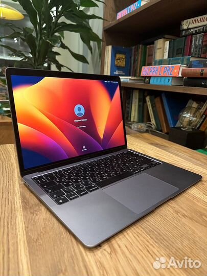 MacBook air 13 m1 16/256gb