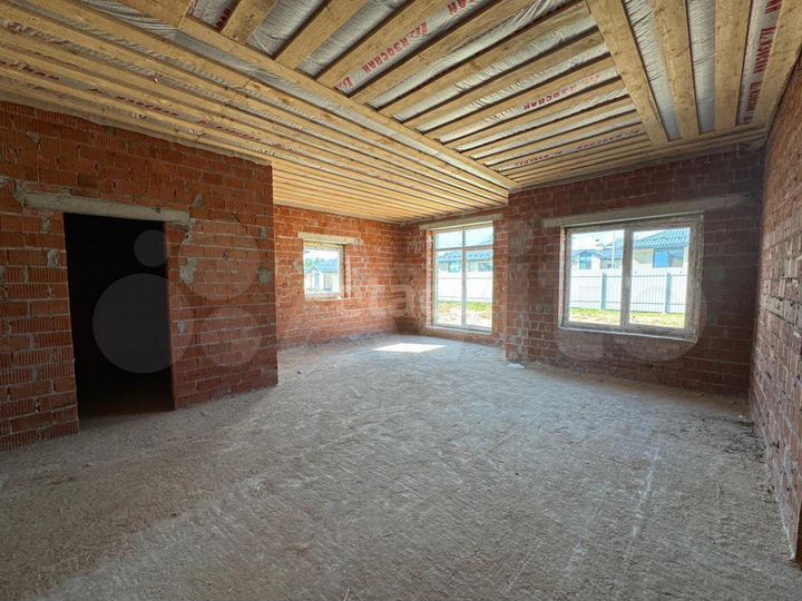 Коттедж 107,8 м² на участке 5,5 сот.