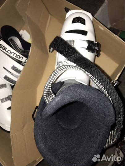 Ботинки горнолыжные. Размер 24 цена 3,900 Ботинки