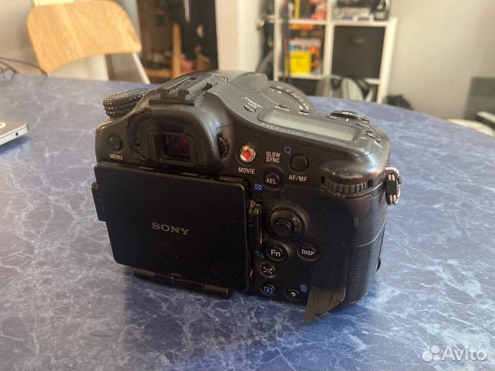 Зеркальный фотоаппарат sony SLT- A77V