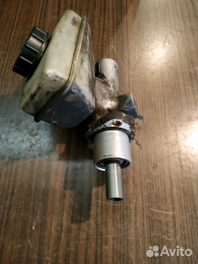Saab 9-5 главный тормозной цилиндр