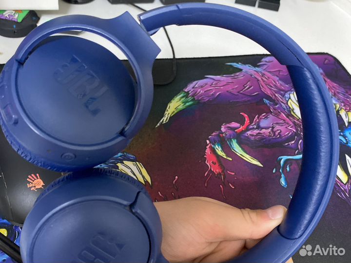 Наушники JBL bluetooth tune 560 BT