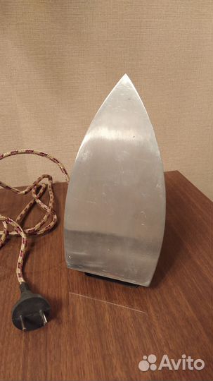 Утюг времён СССР