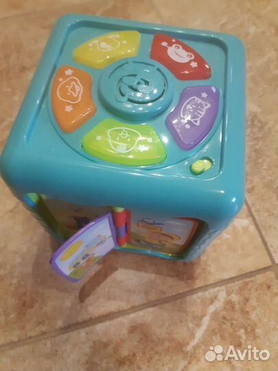 Интерактивный развивающий кубик baby go
