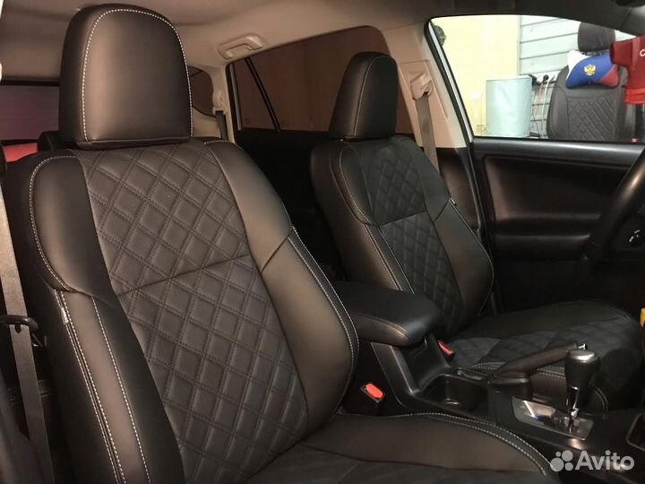 Чехлы на Toyota RAV4 40