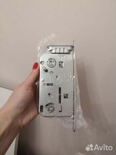 Дверной магнитный замок (новый)