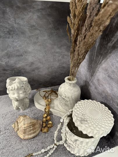 Ваза из гипса