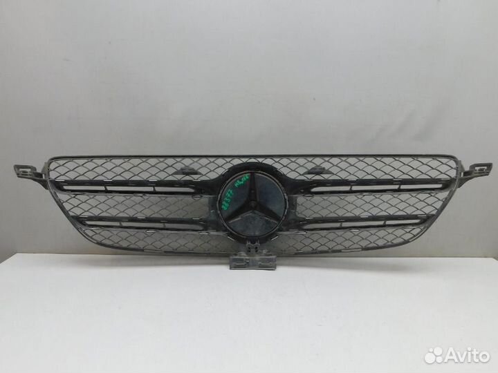 Решетка радиатора Mercedes-Benz M-Class