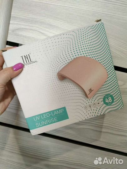 LED лампа для маникюра