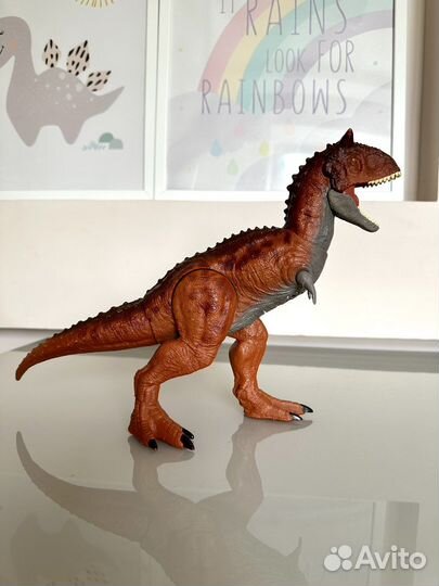 Карнотавр Jurassic world