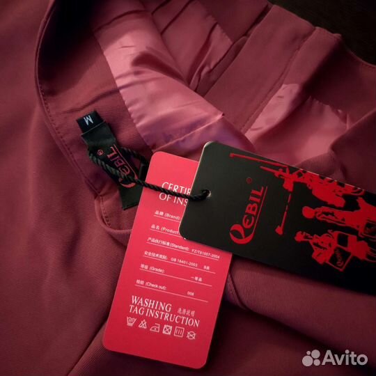 Шорты красные бордовые офисные