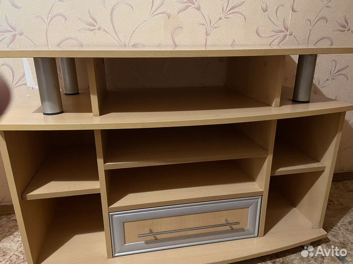 Тумба под телевизор